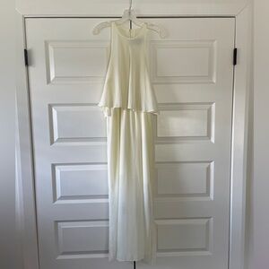 Cream sleeveless chiffon dress
